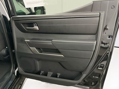 Used 2026 Toyota Tundra SR5 w/ SR5 Convenience Package AWD/4WD image 31