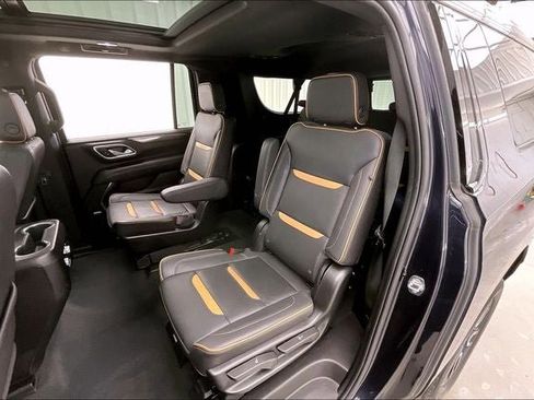 Used 2023 GMC Yukon XL AT4 w/ Technology Package AWD/4WD image 20