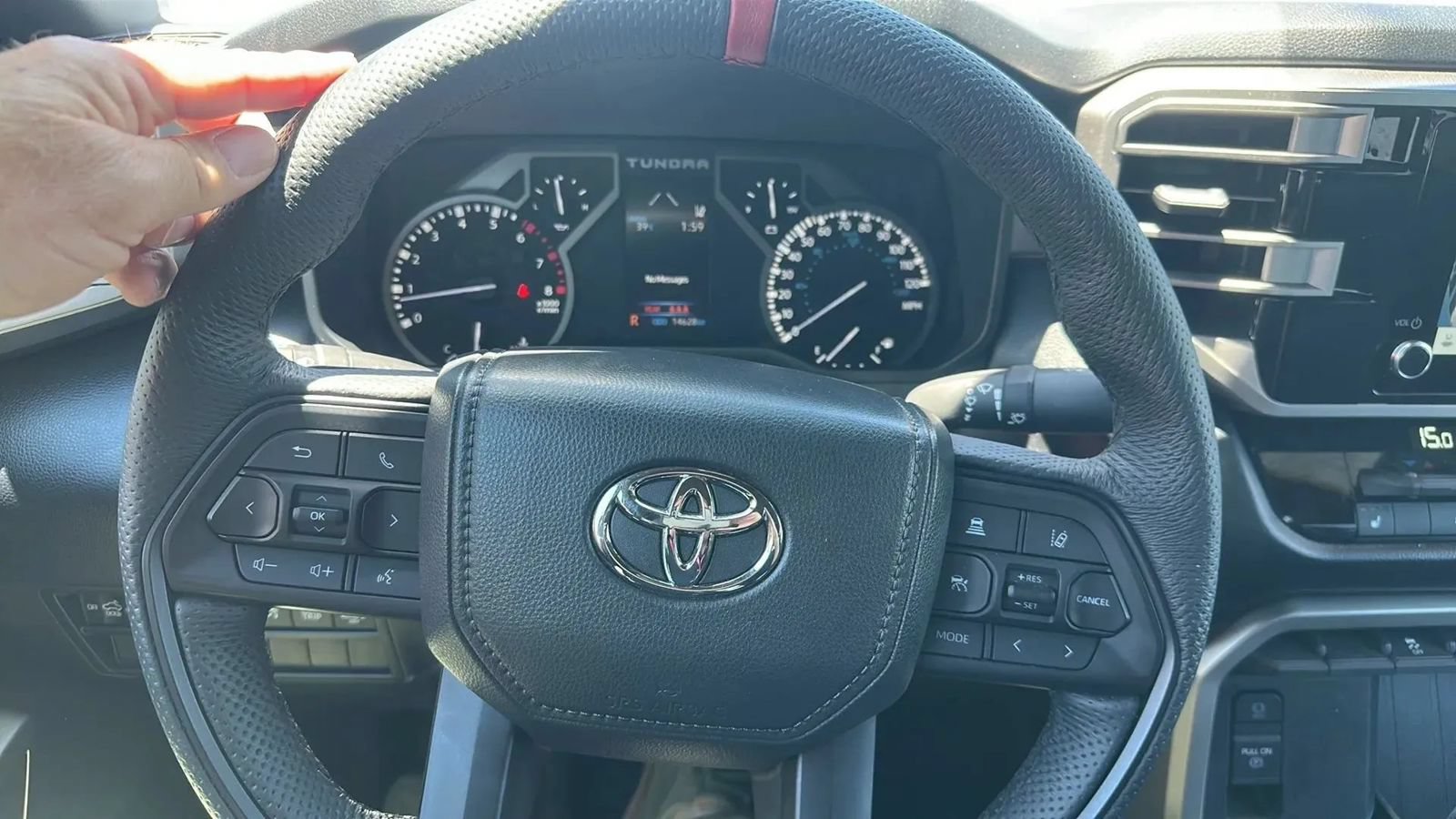 Used 2025 Toyota Tundra SR AWD/4WD image 35