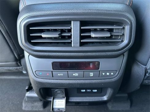 New 2025 Honda Pilot TrailSport image 17