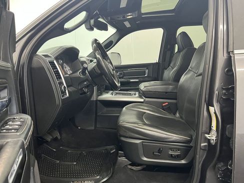 Used 2018 RAM 3500 Laramie Longhorn image 4