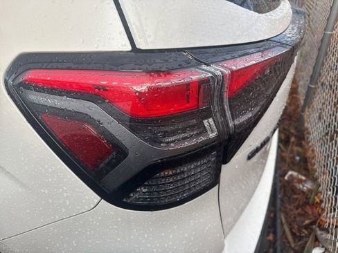 Used 2025 Subaru Forester Premium image 8