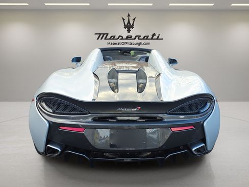 Used 2018 McLaren 570S Spider RWD image 36