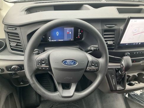 New 2026 Ford Transit 250 148 Medium Roof RWD image 19