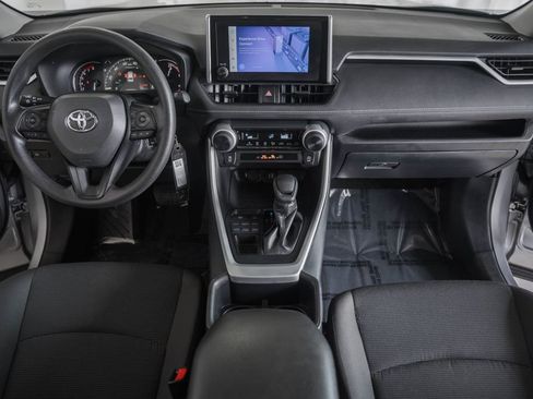 Used 2025 Toyota RAV4 LE image 17