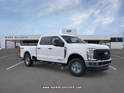 New 2026 Ford F250 XL w/ XL Off-Road Package image 7