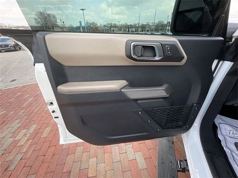 Used 2022 Ford Bronco Wildtrak image 10