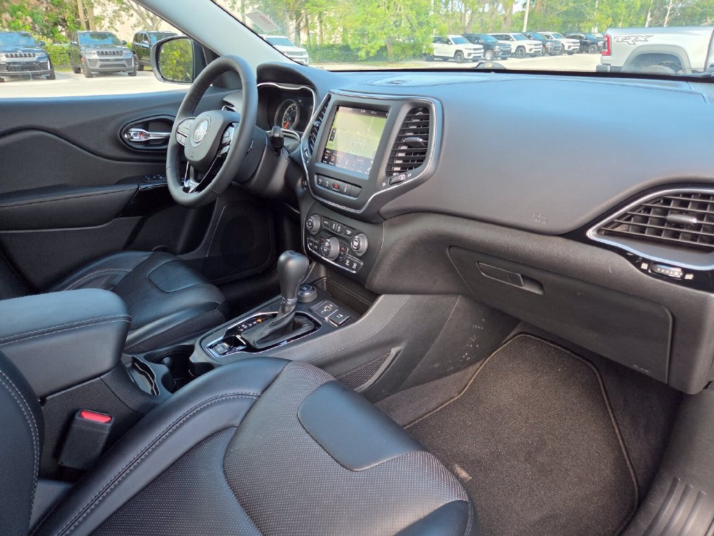 Used 2023 Jeep Cherokee Altitude Lux AWD/4WD image 14