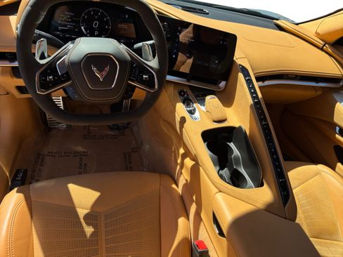 Used 2024 Chevrolet Corvette Stingray Premium Cpe image 12