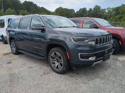 Used 2024 Jeep Wagoneer L Series II w/ Flexible Seating Group