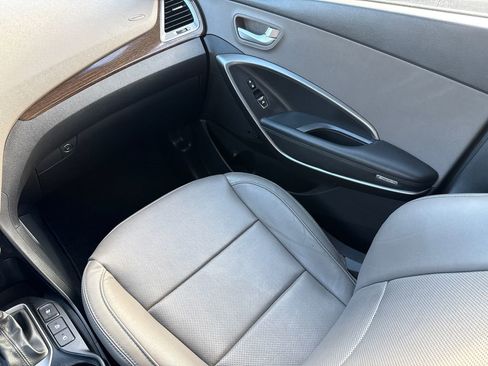 Used 2017 Hyundai Santa Fe Sport w/ 2.0T Ultimate Tech Package 05 FWD image 15