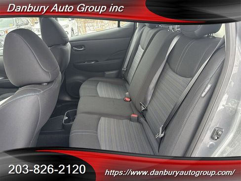 Used 2024 Nissan Leaf S image 14