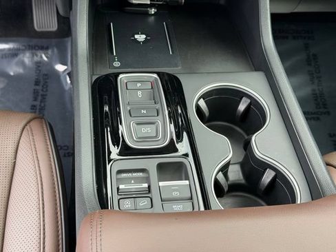 Certified 2024 Honda Pilot Elite image 20