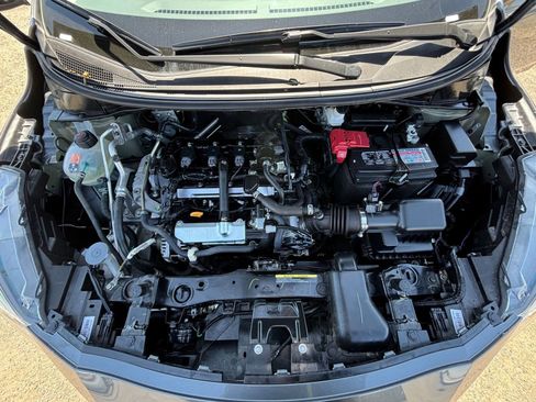 Used 2025 Nissan Versa SV FWD image 30