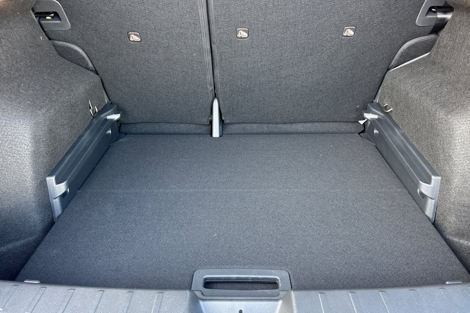 Certified 2026 Nissan Kicks SV FWD image 16