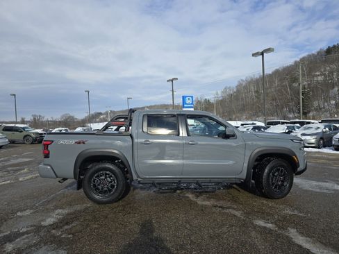 Used 2023 Nissan Frontier PRO-4X w/ Pro-4X Premium Package image 17