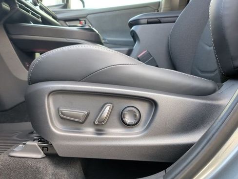 New 2026 Toyota C-HR AWD/4WD image 15