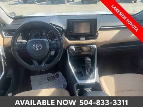 Certified 2020 Toyota RAV4 XLE w/ Convenience Package FWD image 23