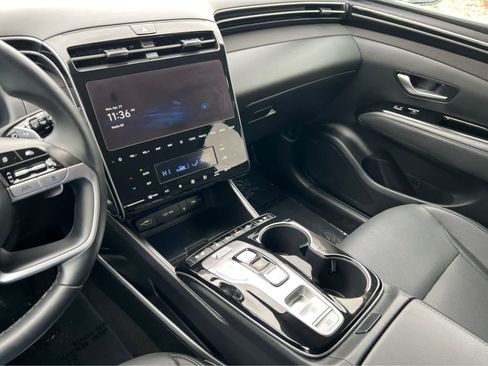 Certified 2023 Hyundai Tucson Limited AWD/4WD image 35