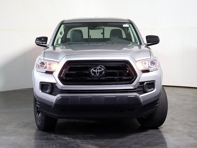 Used 2022 Toyota Tacoma SR AWD/4WD image 9