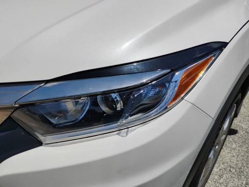 Used 2022 Honda HR-V LX image 8
