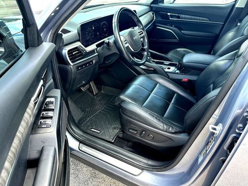 Used 2024 Kia Telluride SX FWD image 11
