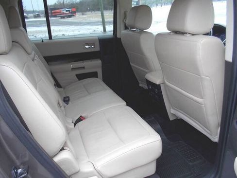 Used 2019 Ford Flex Limited AWD/4WD image 14