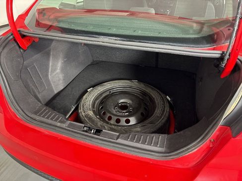 Used 2016 Ford Focus SE w/ Reverse Sensing Package image 17