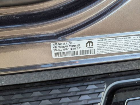 New 2026 RAM 3500 Big Horn AWD/4WD image 38