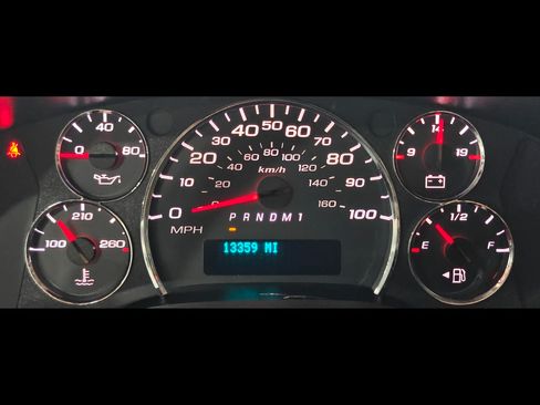 Used 2024 GMC Savana 3500 Extended RWD image 37