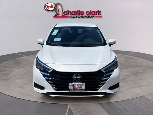 Certified 2025 Nissan Versa SV w/ Trunk Package FWD image 8