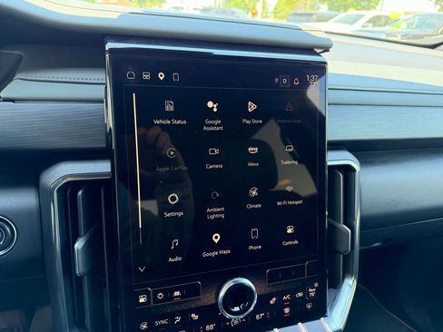Certified 2024 GMC Acadia AT4 AWD/4WD image 29
