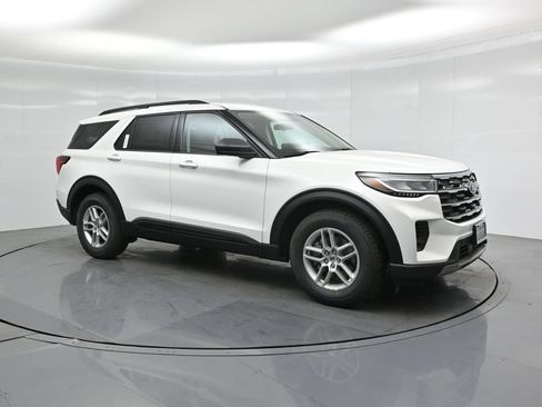 New 2026 Ford Explorer Active RWD image 27