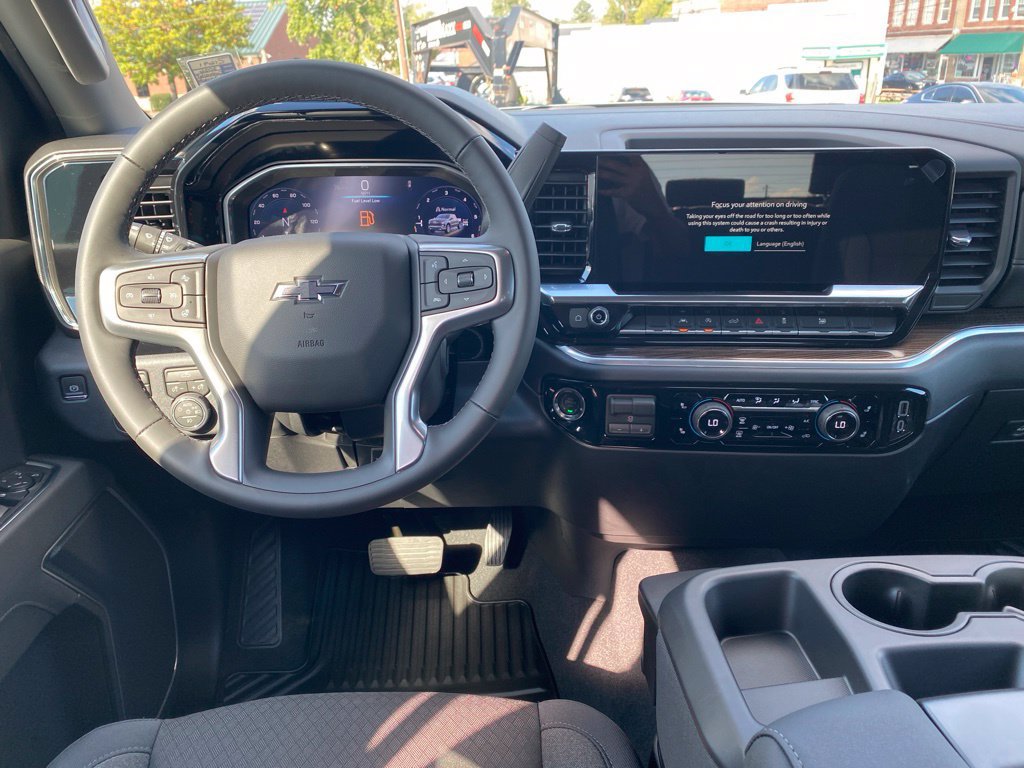 New 2026 Chevrolet Silverado 1500 RST AWD/4WD image 13