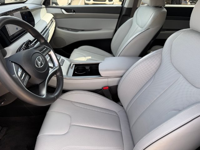 Used 2025 Hyundai Palisade SEL FWD image 9