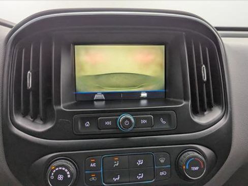 Used 2019 Chevrolet Colorado W/T w/ WT Convenience Package RWD image 28