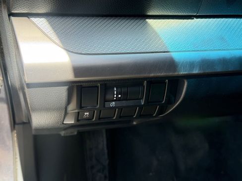 Used 2017 Subaru Outback 2.5i AWD/4WD image 13