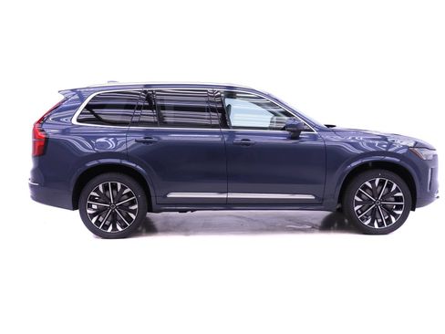 New 2026 Volvo XC90 B6 Ultra w/ Protection Package AWD/4WD image 2