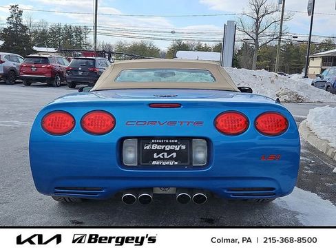 Used 2000 Chevrolet Corvette Convertible w/ Performance Handling Pkg image 6