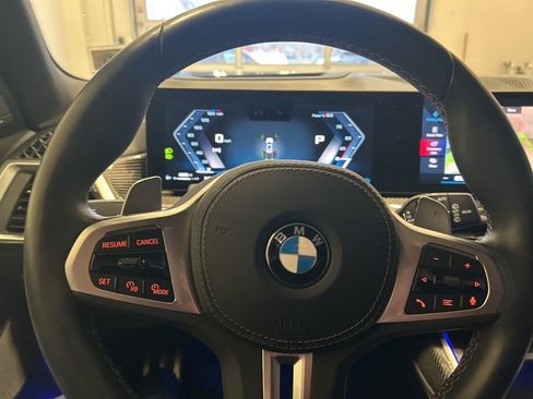 Used 2024 BMW X7 M60i w/ Executive Package image 12