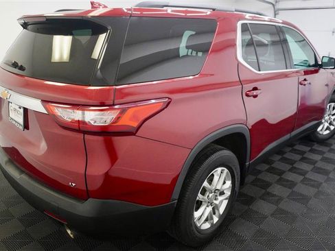 Used 2019 Chevrolet Traverse LT image 8