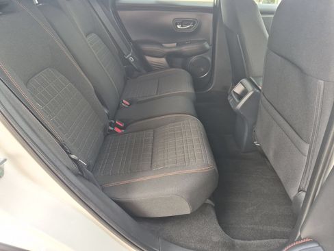 Certified 2024 Honda HR-V Sport image 29