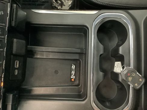 Used 2023 GMC Sierra 2500 Denali w/ Denali Ultimate Package image 27