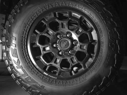 Used 2023 Toyota Tundra Limited AWD/4WD image 14