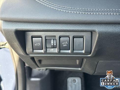 Used 2025 Subaru Outback Touring image 32