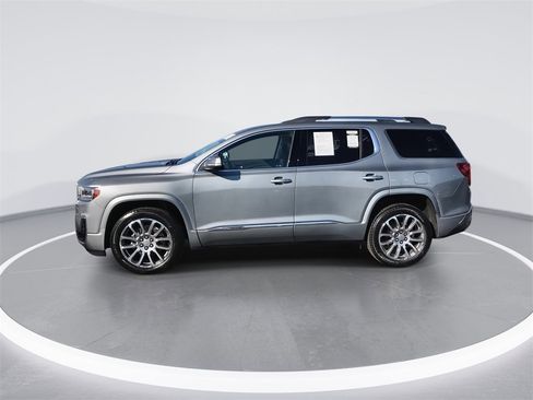 Used 2023 GMC Acadia Denali w/ Denali Ultimate Package image 5
