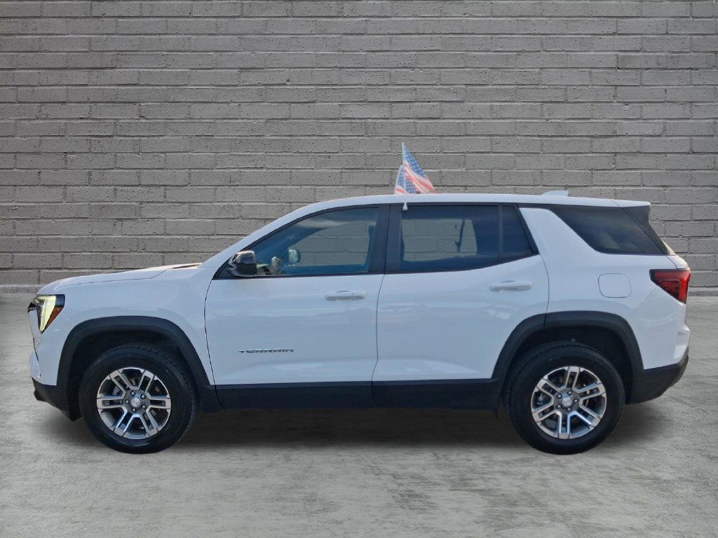 Used 2025 GMC Terrain Elevation FWD image 4
