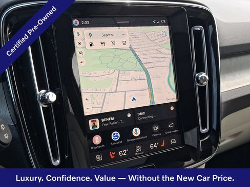 Certified 2026 Volvo XC40 B5 Plus AWD/4WD image 18