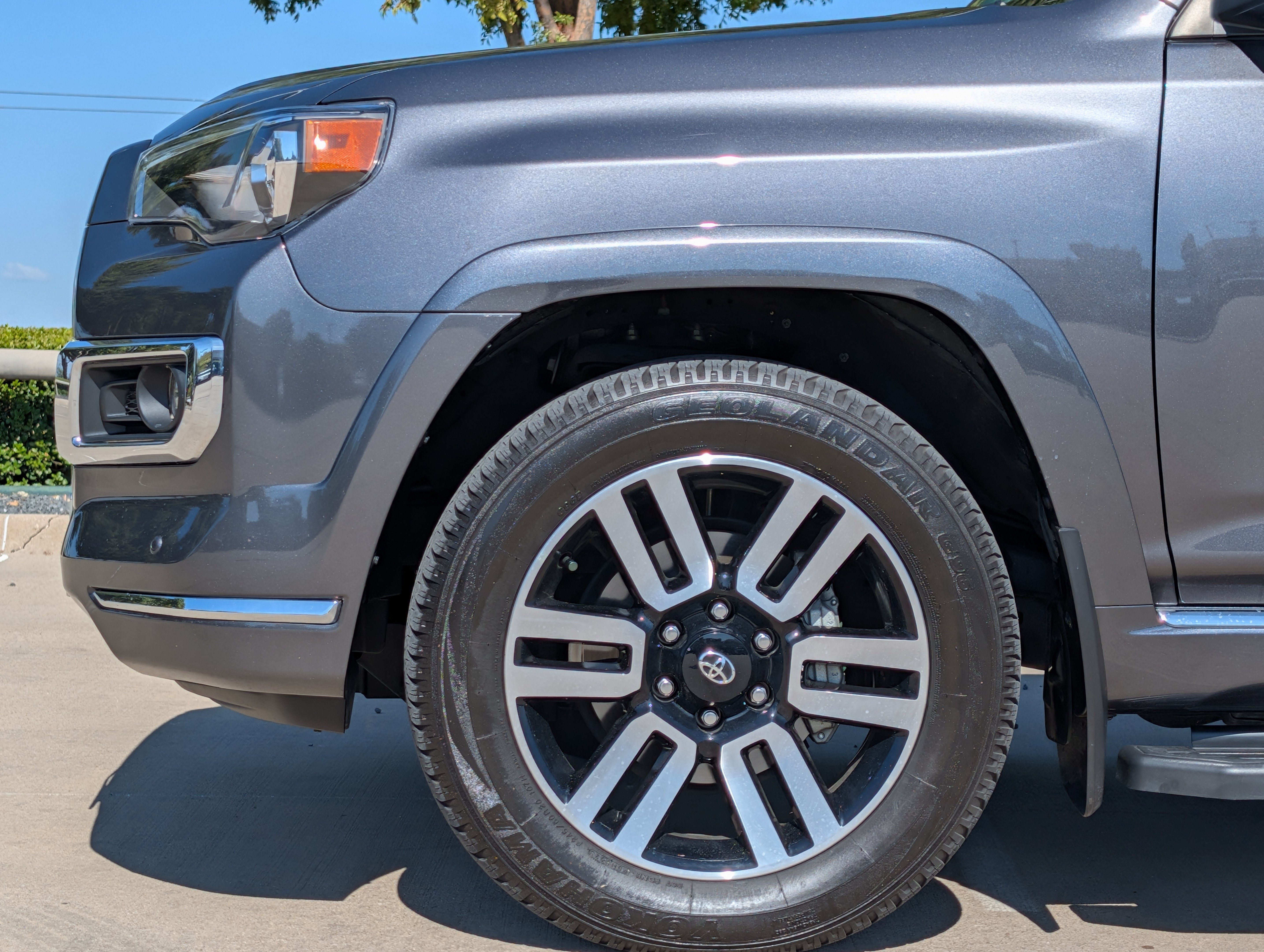 Used 2023 Toyota 4Runner Limited AWD/4WD image 11