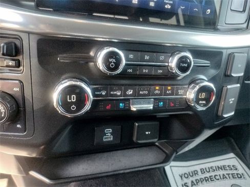 Used 2021 Ford F150 Lariat w/ Max Trailer Tow Package image 38